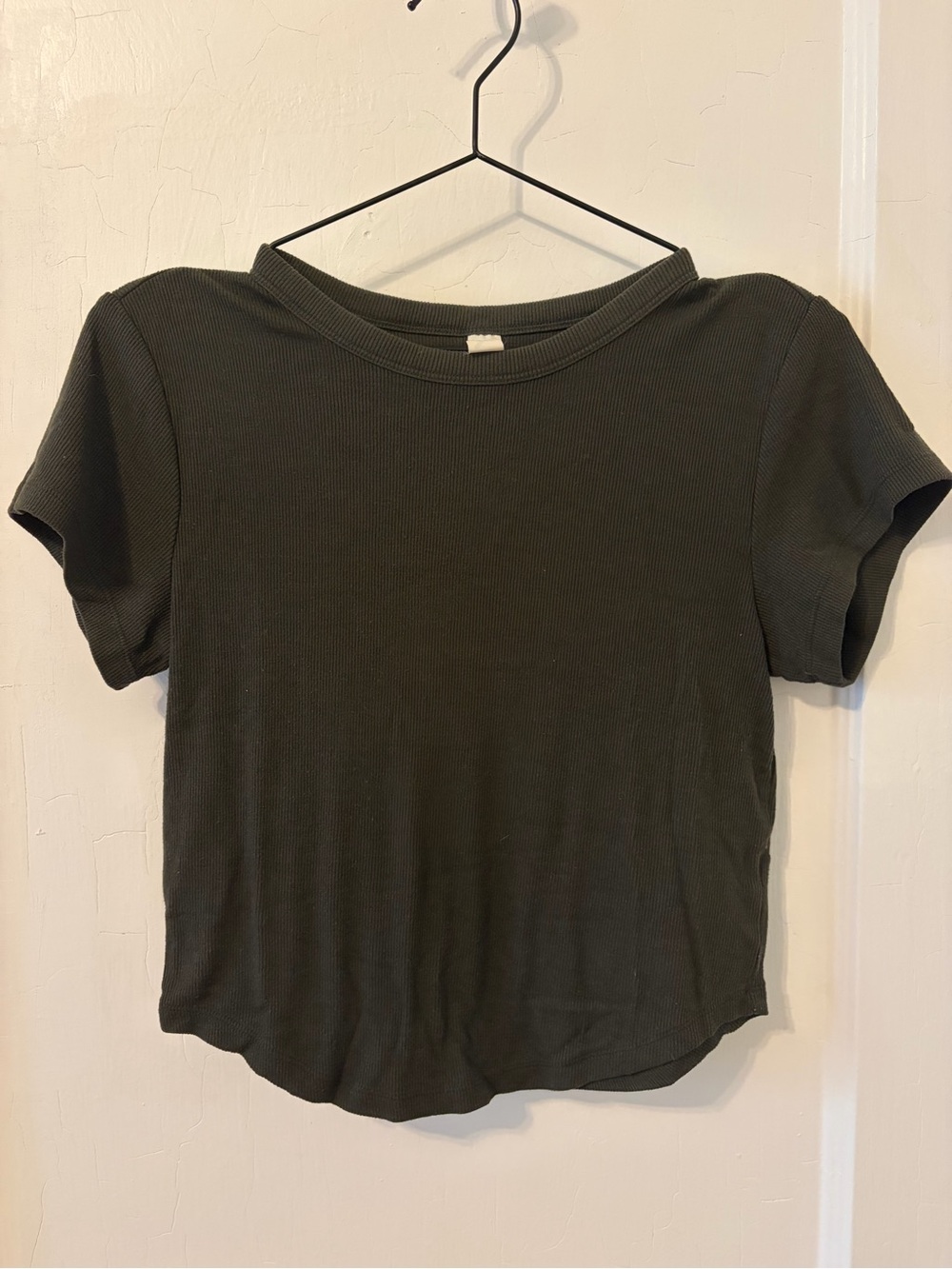 Old Navy Go-Dry Ribbed Tee - Olive Green